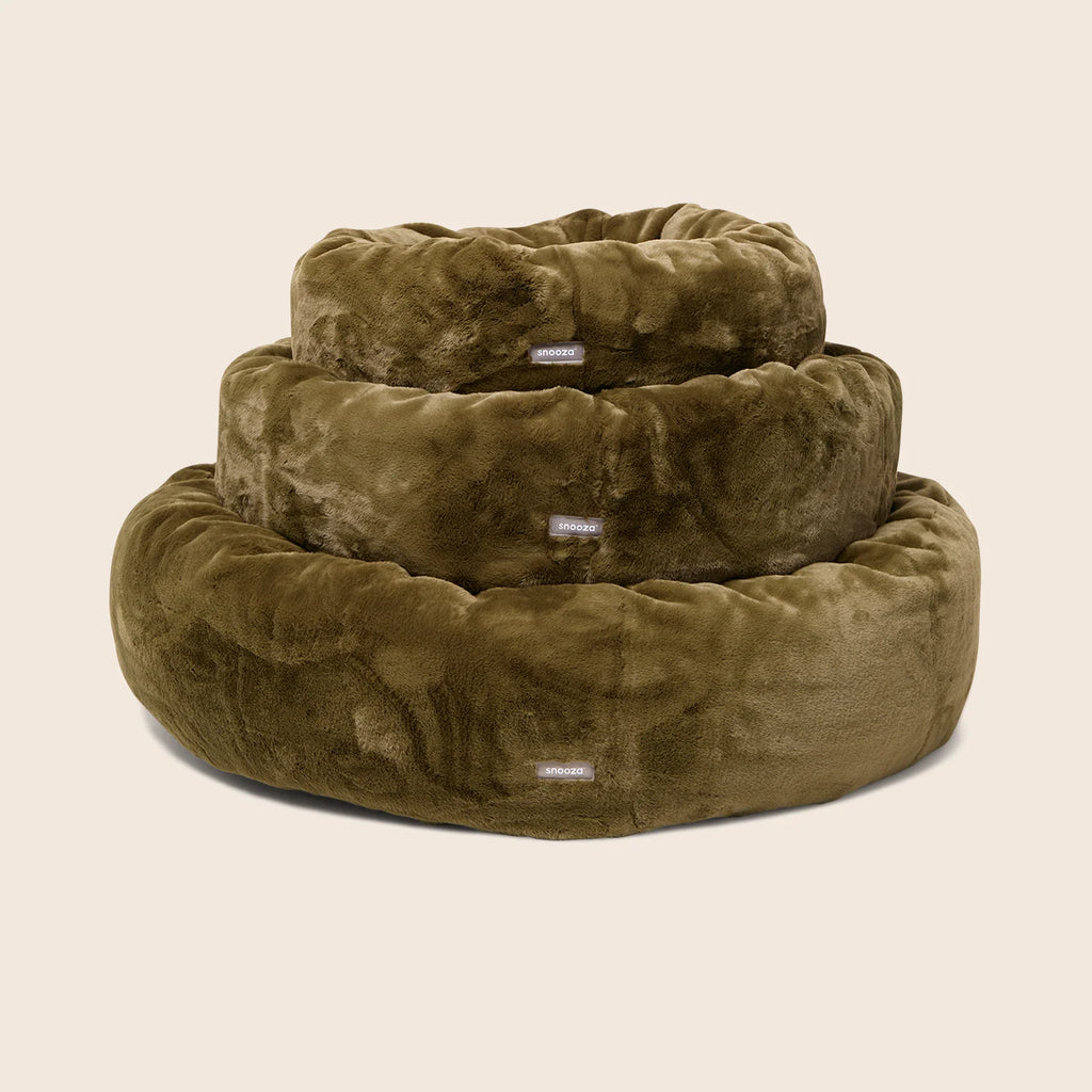 Luxe Fur Cuddler Dog Bed- Snooza- Leef