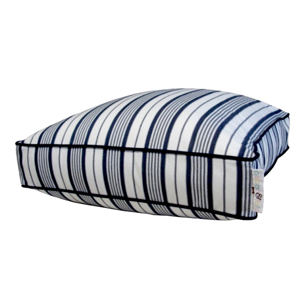 Bella Designer Dog Bed – Stylish Stripes - (S,M,L)